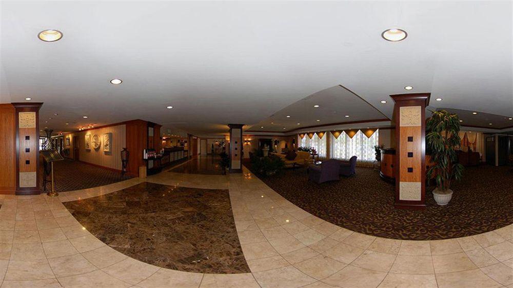 Clarion Hotel Park Central Даллас Экстерьер фото